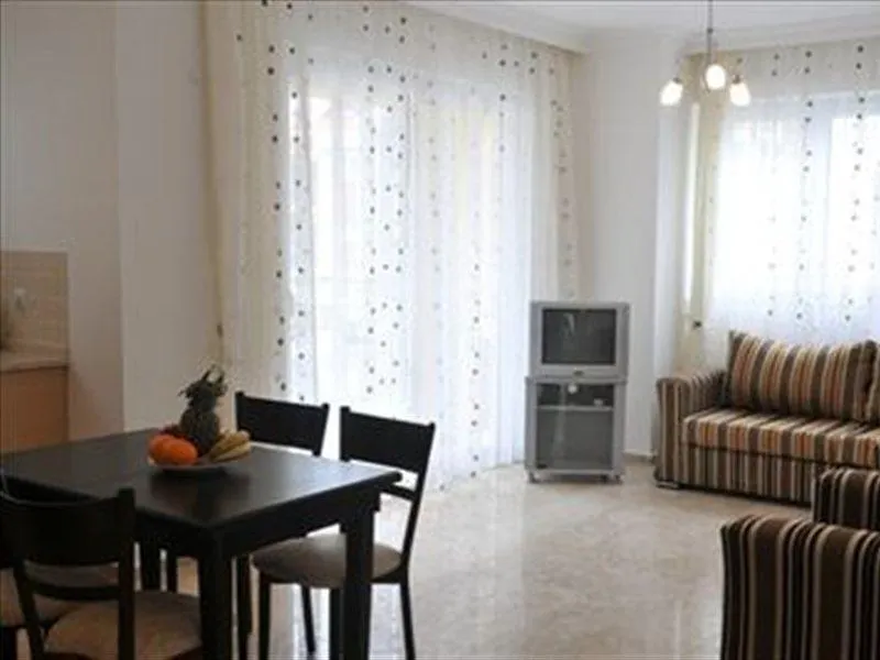 Hisar Garden Apartments 厄吕代尼兹