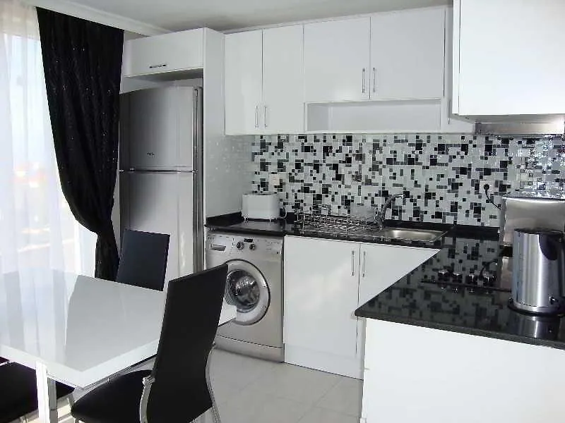 Hisar Garden Apartments 厄吕代尼兹